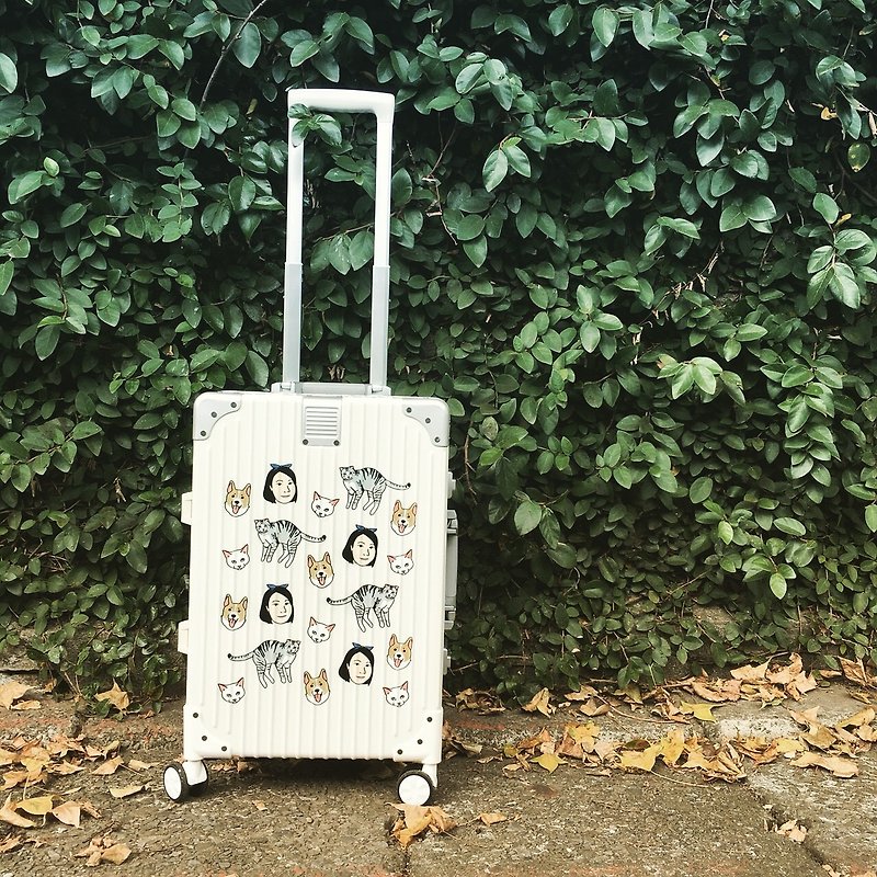 FunPrint 客製 行李箱 (可以有四個圖案的插畫)  - 行李箱 / 旅行喼 - 塑膠 白色