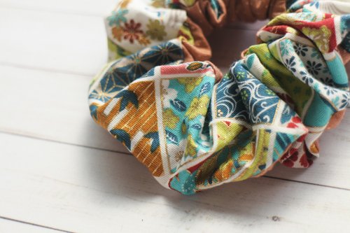 ♡専用♡ハンドメイドシュシュ⸜(*´ᗜ｀*)⸝ 綺麗物語- ハンドメイド シュシュ - ショップ Phancy's ヘア