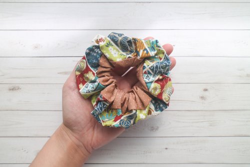 ♡専用♡ハンドメイドシュシュ⸜(*´ᗜ｀*)⸝ 綺麗物語- ハンドメイド シュシュ - ショップ Phancy's ヘア