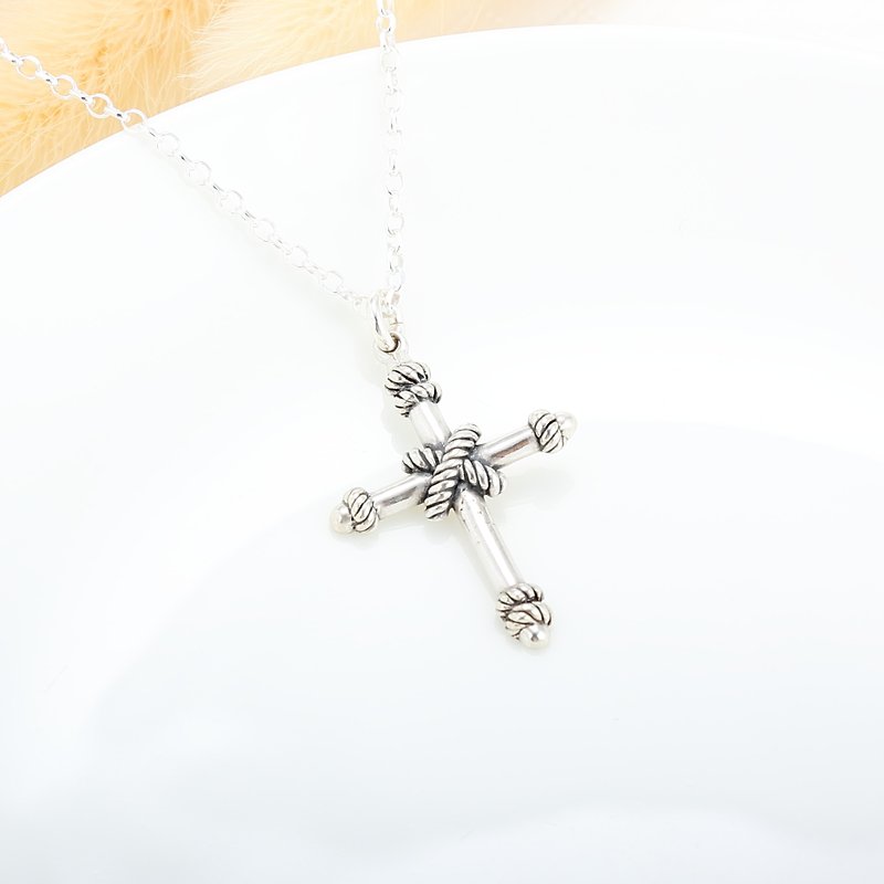 Cross knot Cross s925 sterling silver necklace Valentine's Day gift - Necklaces - Sterling Silver Silver
