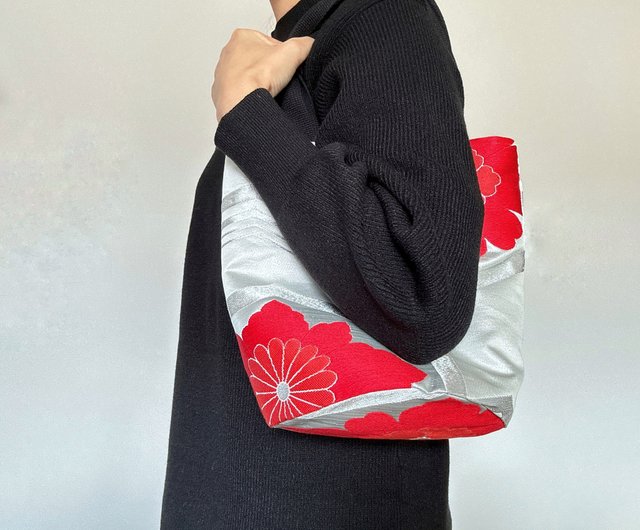 着物リメイクバッグ(花紋) バケツ型トート 丸底バッグ