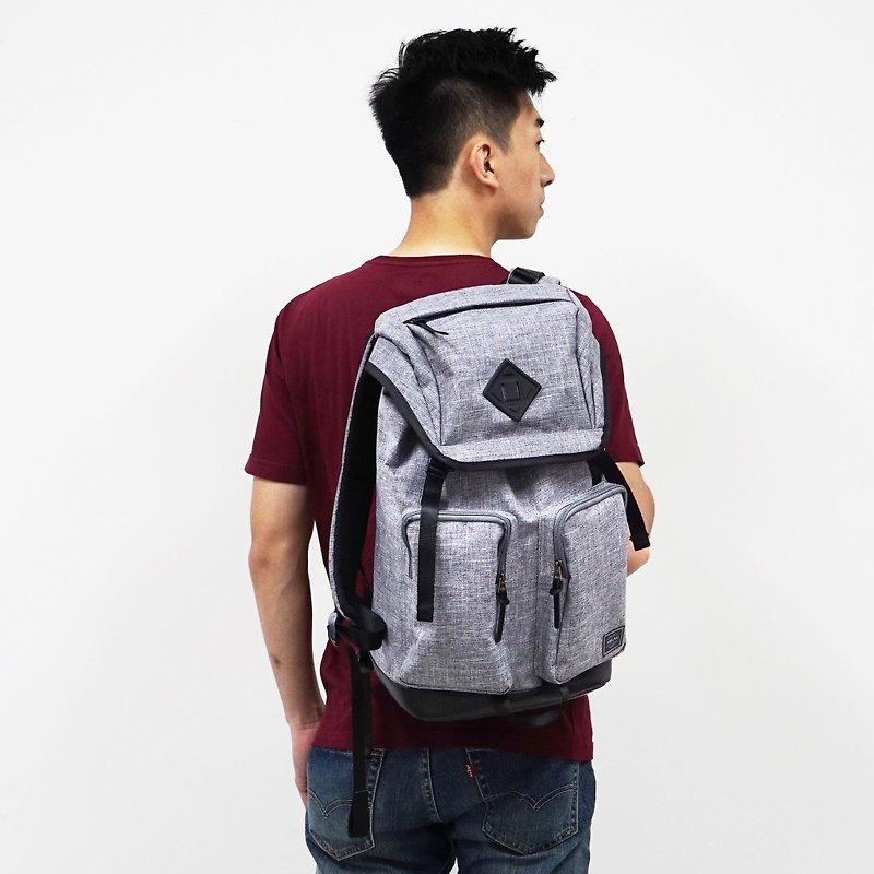 Argali 香港真皮後背包 超實用分類 雙肩 大容量 Backpack 淺灰色 - 後背包/書包 - 其他材質 灰色