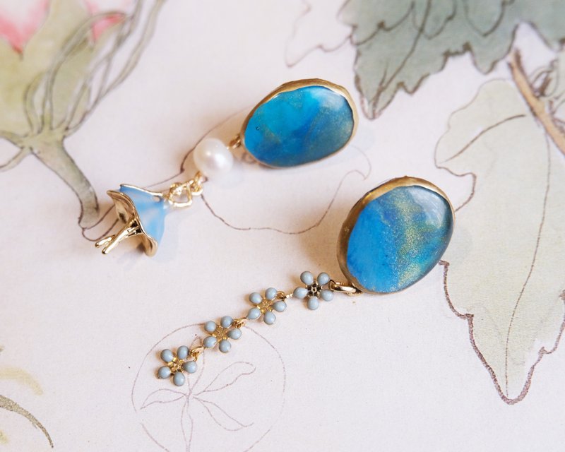 ピアス 花と踊る - 耳環/耳夾/耳骨夾 - 其他材質 藍色