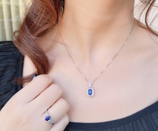 9K デリケート ステートメント ロイヤル サファイア ネックレス