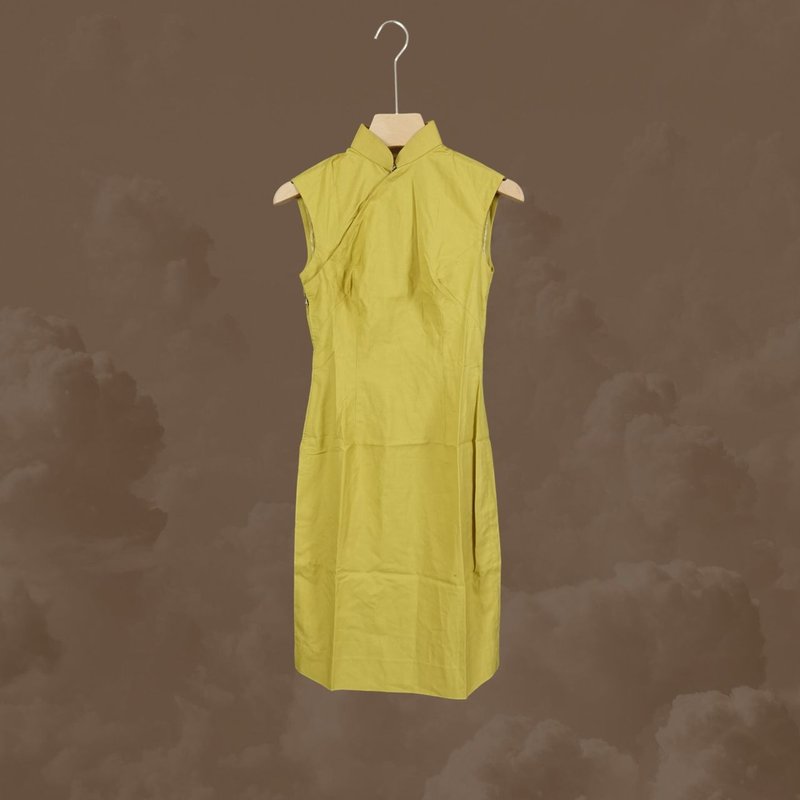 Second-hand ginger yellow small size small waist antique custom-made sleeveless cheongsam CA0912 - One Piece Dresses - Polyester Yellow