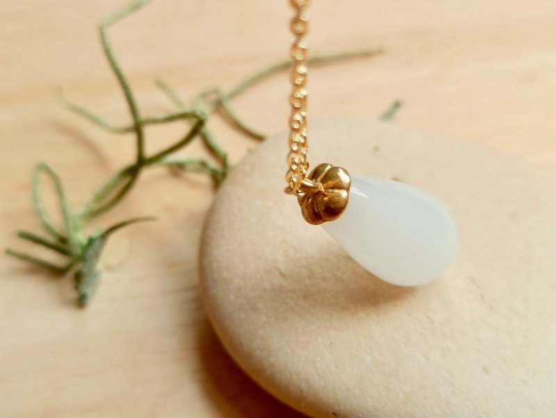 Essential oil bottle necklace - สร้อยคอ - กระจกลาย ขาว