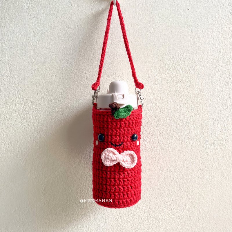 Red Apple Eco-Friendly Drink Bag with Crochet Design for Bottles - 飲料提袋/杯套/杯袋 - 棉．麻 紅色
