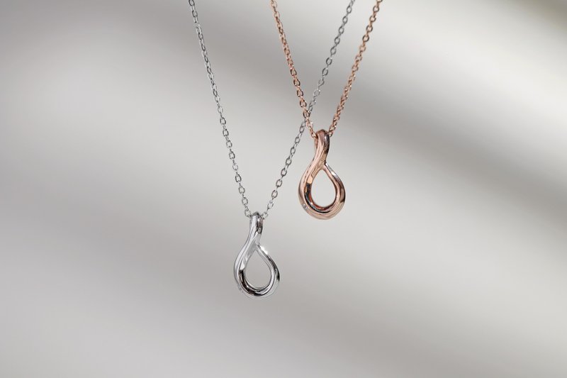 【Valentine's Day Gift】Parallel time and space. white steel necklace - สร้อยคอ - สแตนเลส สีเงิน