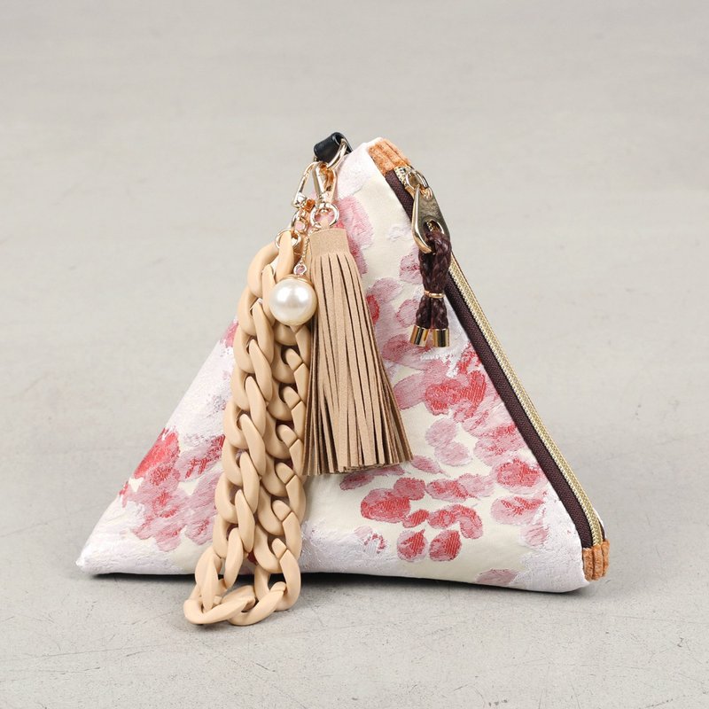 The fragrance of spring flowers triangular clutch pouch bag - กระเป๋าเครื่องสำอาง - วัสดุอื่นๆ สีแดง