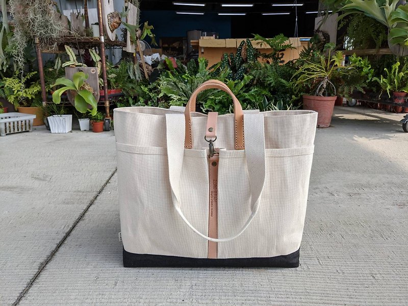 Everyday Tot/White - Handbags & Totes - Paper 