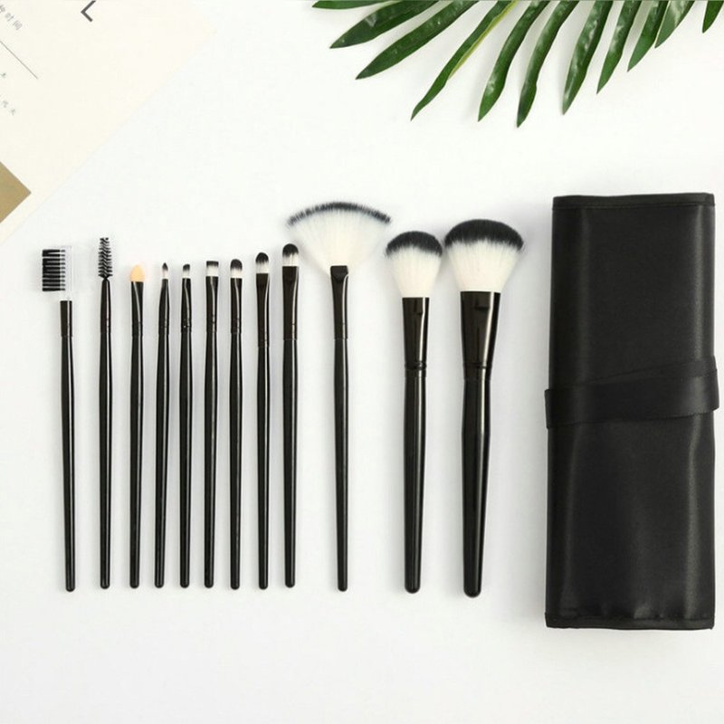 Fast shipping professional 12-piece set of brushes available in Taiwan - Makeup Brushes - Plastic Black