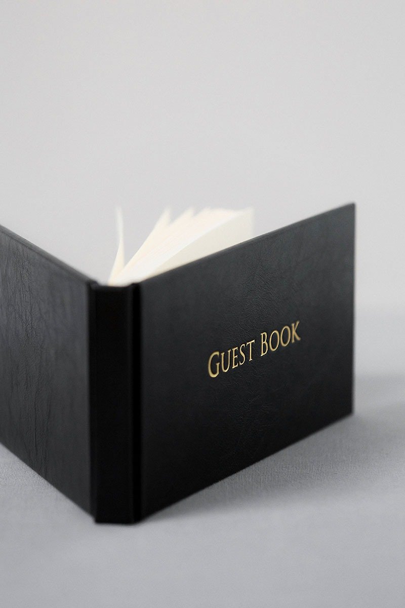 Wedding Guest Book - LEATHER 21x9 - vintage style embossed hardcover guestbook - แฟ้ม - หนังแท้ สีดำ