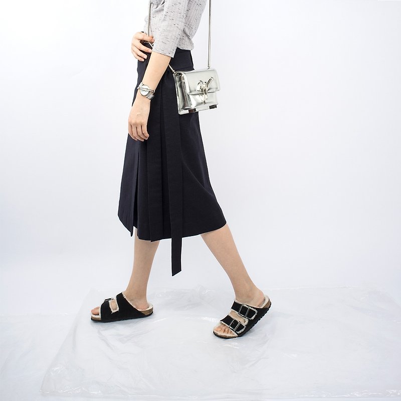 Gaoguo/GAOGUO original designer women's clothing brand minimalist A-type stretch hard profile piece wrap skirt - กระโปรง - ผ้าฝ้าย/ผ้าลินิน สีน้ำเงิน