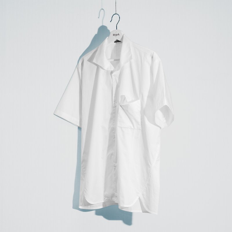 Slightly Wrinkled Butterfly Neck Short Sleeve Three-dimensional Shirt Pure White - Men's Shirts - Cotton & Hemp White