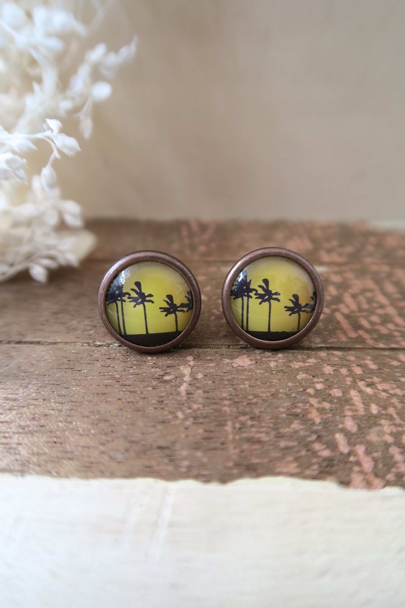 ↬karbitrary↫ coconut tree earrings retro personality - Earrings & Clip-ons - Other Metals Yellow