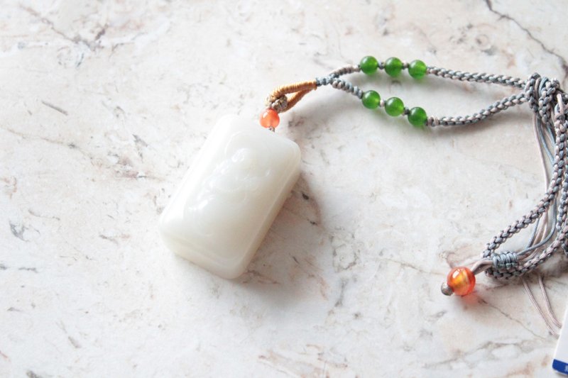 Journal-Purple natural Hetian jade (Xinjiang mutton fat white jade) Su Gong rare slightly purple white Xiaoyao Buddha - Necklaces - Gemstone 