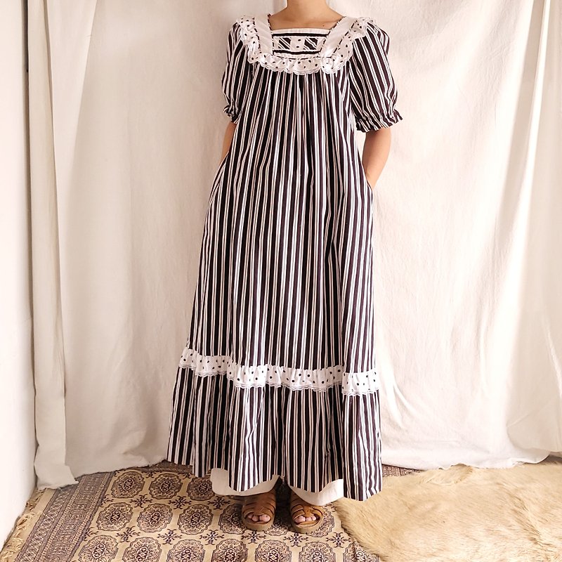 BajuTua / Vintage / American-made black and white striped long dress - ชุดเดรส - ผ้าฝ้าย/ผ้าลินิน สีดำ