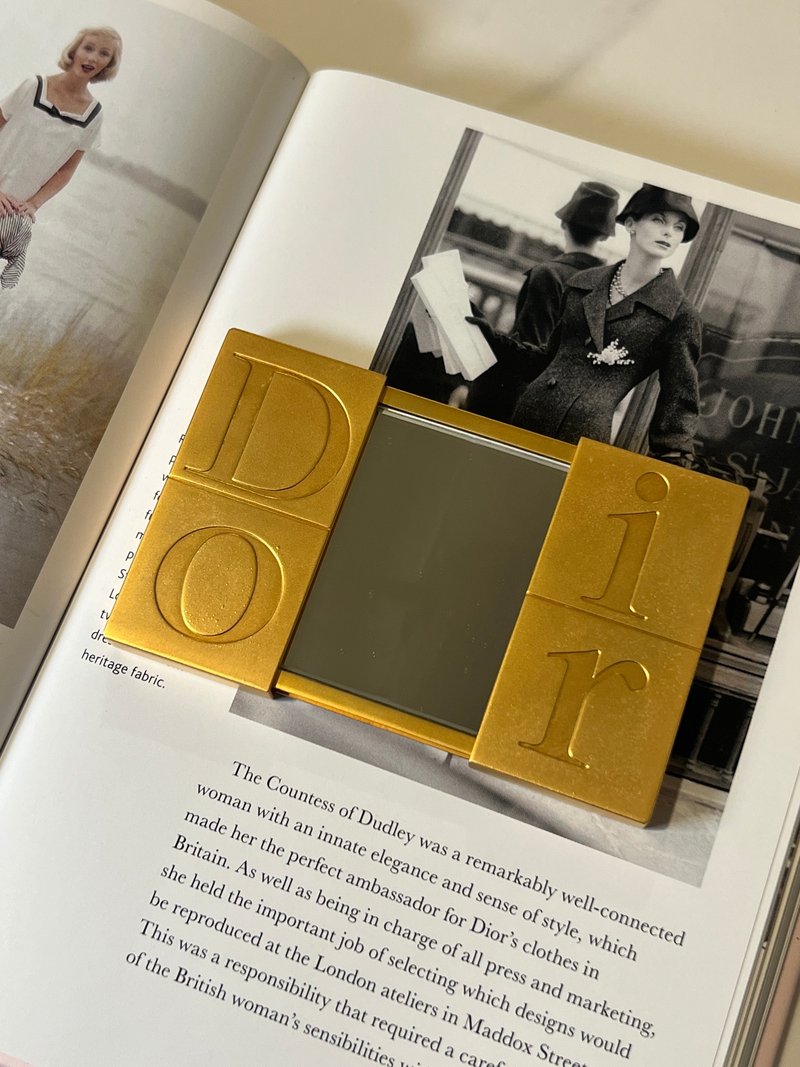Dior稀有金色中古口袋鏡子 原裝防塵袋 左右開關 日本中古vintage - 其他 - 其他金屬 金色