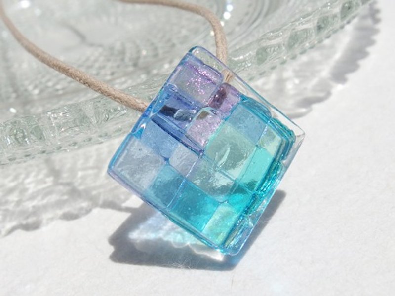 玻璃 項鍊 藍色 - [Special] Happiness glass (happiness [healing]) necklace [Can be changed to aroma pendant] [Made-to-order]