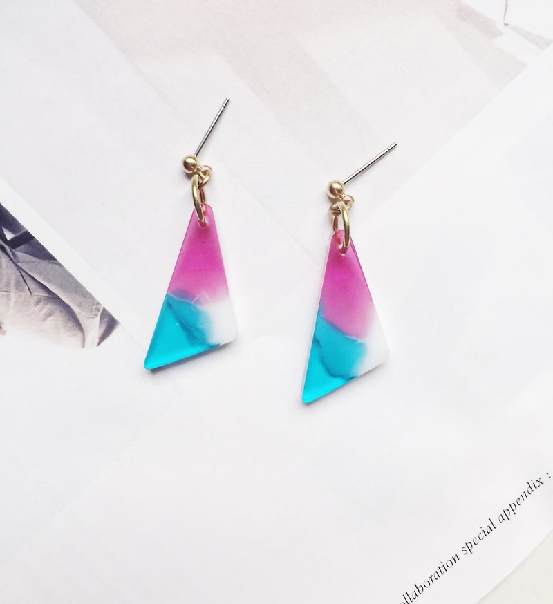 La Don - Long oblique triangle purple blue green ear pin / ear clip - Earrings & Clip-ons - Acrylic Purple