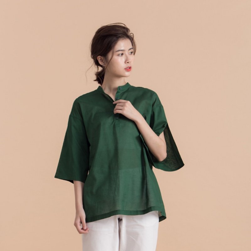 Soft long modeling sleeves collar shirt - green - Women's Tops - Cotton & Hemp Green