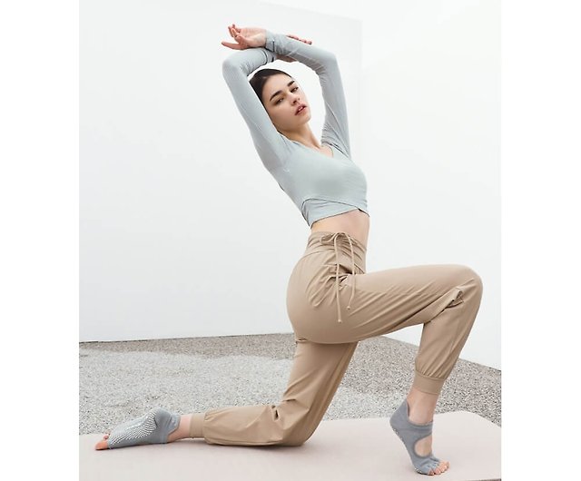 GRANDELINE】Side strap tummy control pants - Sage Green - PT799 - Shop  grandeline-tw Women's Yoga Apparel - Pinkoi