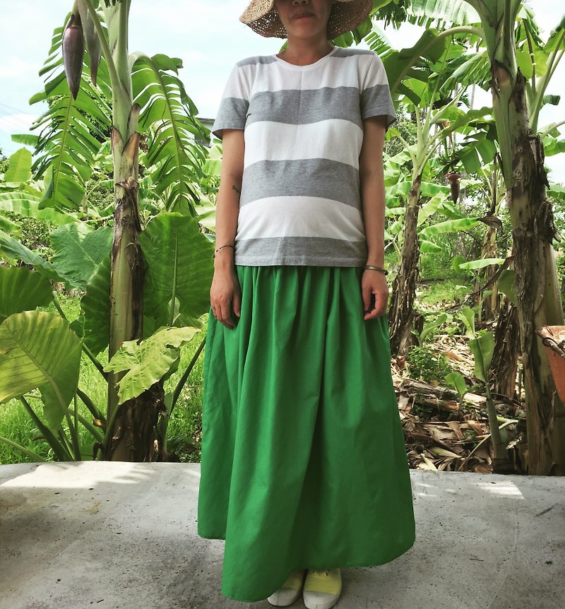Forest green cotton handmade pocket Long Yuanqun - Skirts - Cotton & Hemp Green