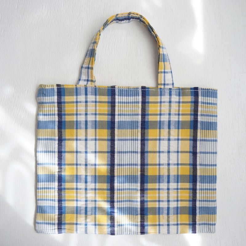 Ba-ba handmade A5 size carring bag  No.A5B7 - 手提包/手提袋 - 其他材質 黃色