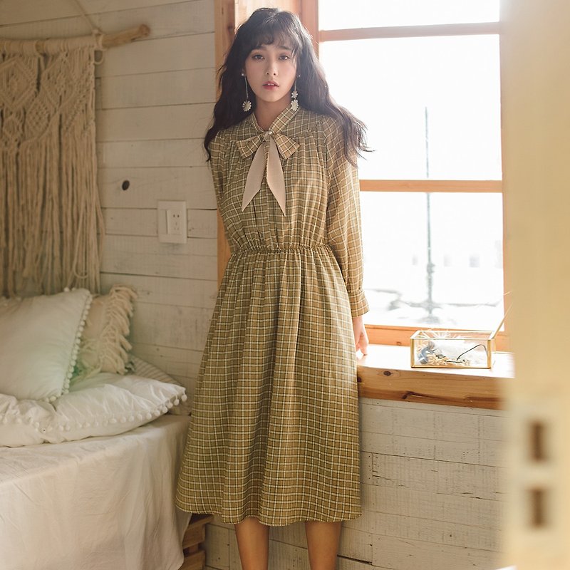 [Gifts Wild scarf] Annie Chen 2018 Spring New Women's Ties in Long Dress Dresses - One Piece Dresses - Other Materials Green
