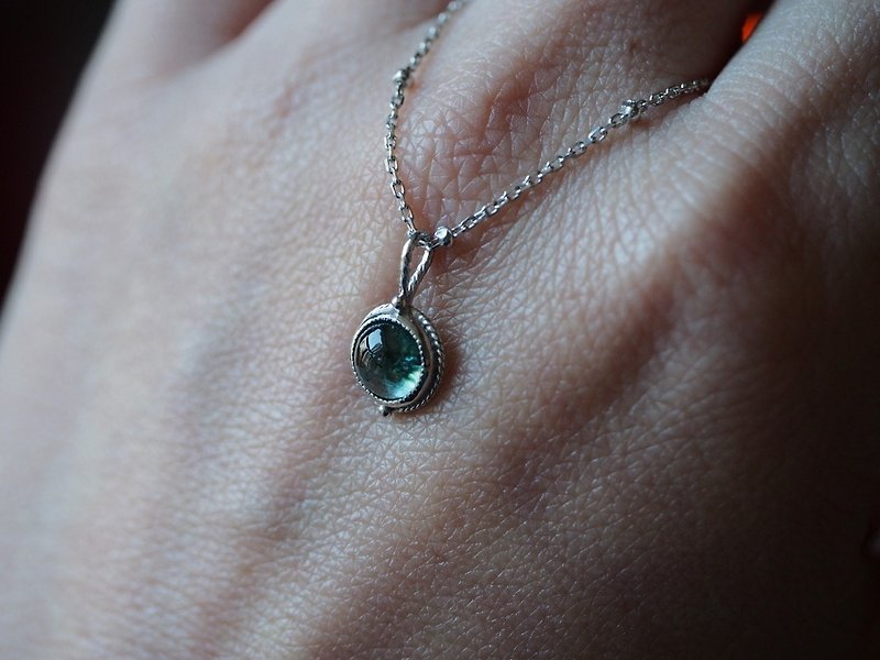 [Maya Tara] tourmaline tourmaline sterling silver handmade necklace Tourmaline トルマリン - Collar Necklaces - Semi-Precious Stones Blue