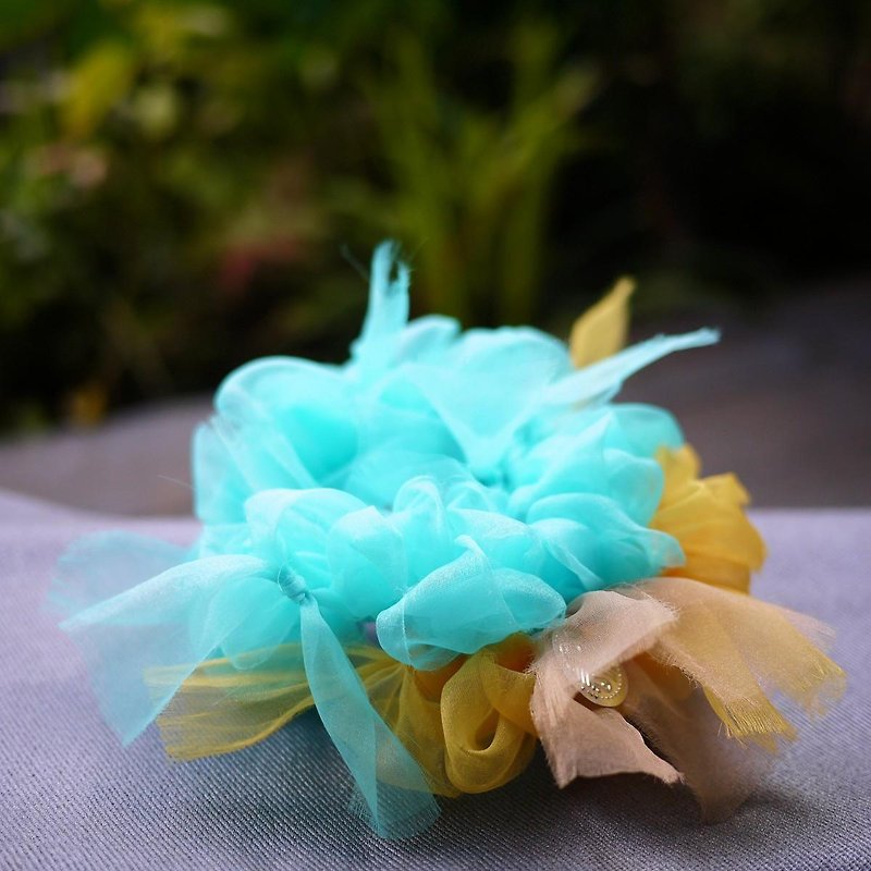 Color bloom knitting Chou - Tropical / Flower ChouChou / Scrunchie -Tropical - เครื่องประดับผม - ผ้าฝ้าย/ผ้าลินิน สีเขียว