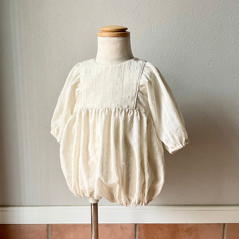 カラミ織のパフスリーブロンパース生成り - 嬰兒連身衣/包被/包巾 - 棉．麻 白色