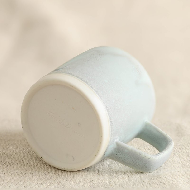 Clear blue sky-cup - Mugs - Porcelain 