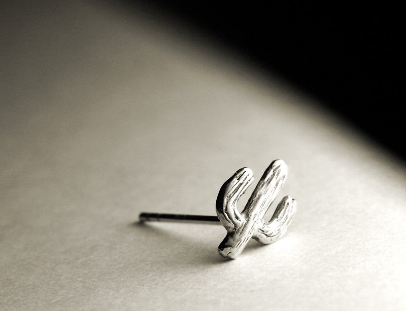Small cactus shape sterling silver earrings (single/pair) - Earrings & Clip-ons - Other Metals Silver