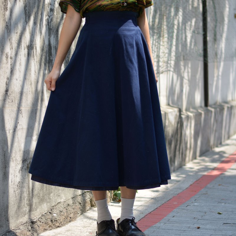 Blue flower | vintage skirt | 27.5 - 31.5 waist - กระโปรง - วัสดุอื่นๆ หลากหลายสี