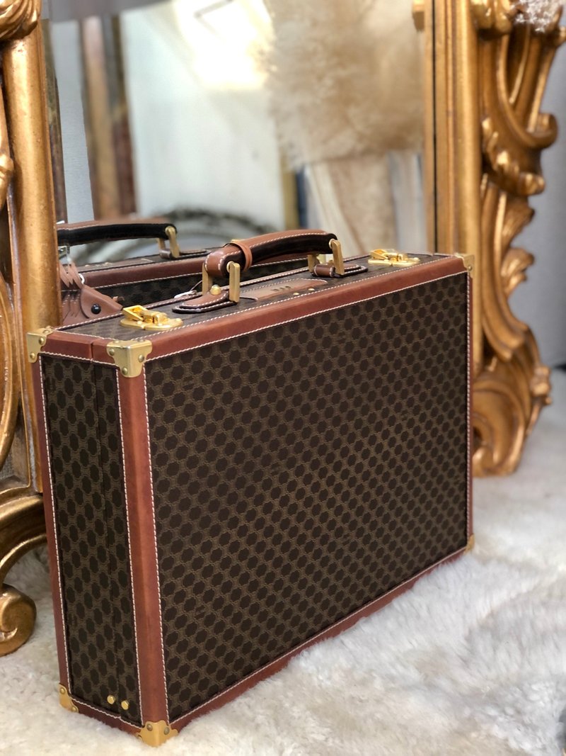 [Japan direct delivery name plate used package] CELINE Macadam trunk briefcase dial lock handbag business bag bru4g6 - กระเป๋าถือ - หนังแท้ สีนำ้ตาล