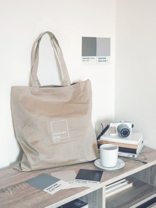 Pantone Square Tote : Sky Blue - Shop CASUAL THEORY Handbags & Totes -  Pinkoi