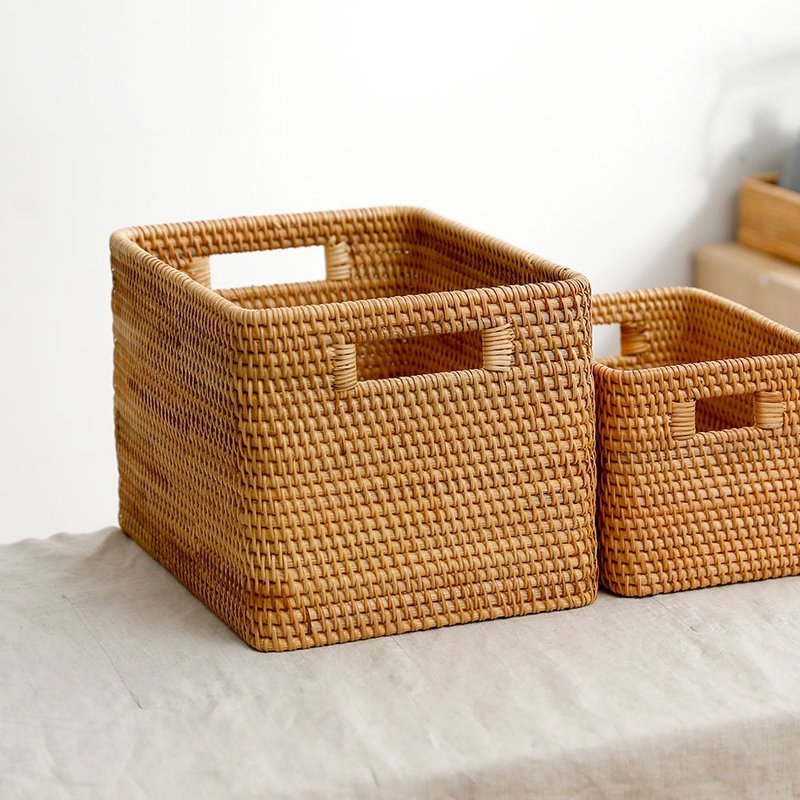 Japanese Frost Mountain Unprinted Style Rattan Storage Basket with Handles (Large Style) - กล่องเก็บของ - วัสดุอื่นๆ สีนำ้ตาล