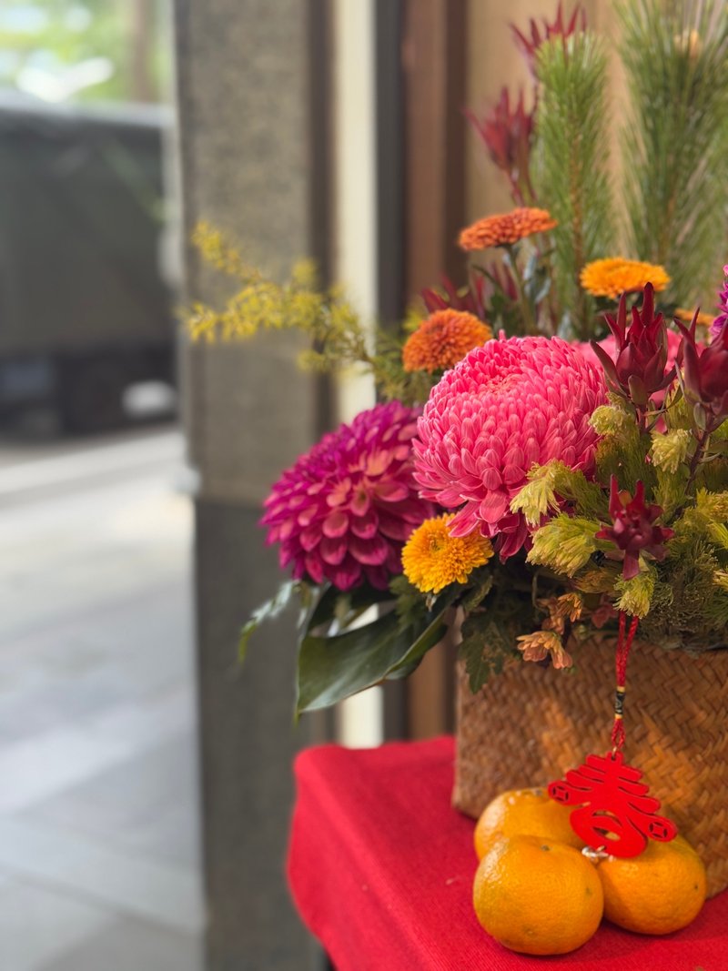 2025 New Year gift flower baskets are only available for self-pickup or delivery in Taichung - Plants - Plants & Flowers Multicolor