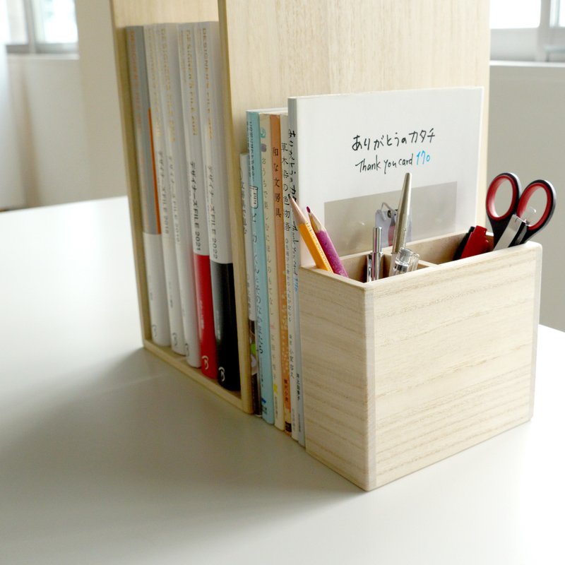 Bookend PEN - Bookshelves - Wood Brown