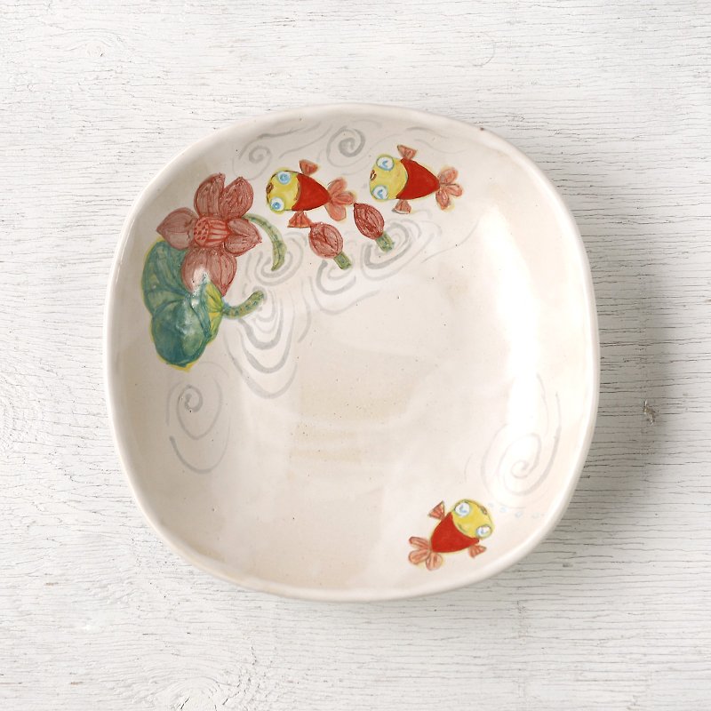 Colored square plate of red goldfish playing with lotus flowers - Plates & Trays - Pottery Red