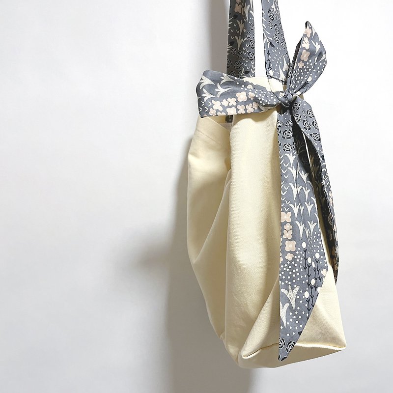 Sister Bao pig handmade // Bowknot fabric shoulder bag (light yellow and gray patterned fabric) - กระเป๋าแมสเซนเจอร์ - ผ้าฝ้าย/ผ้าลินิน สีเหลือง