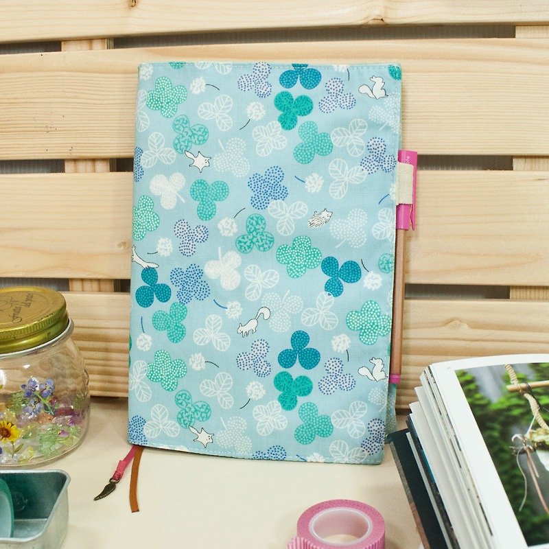 A5 / 25K adjustable multi-functional clothes book / cloth slipcase -A9 Squirrel with Clover - Notebooks & Journals - Cotton & Hemp Blue