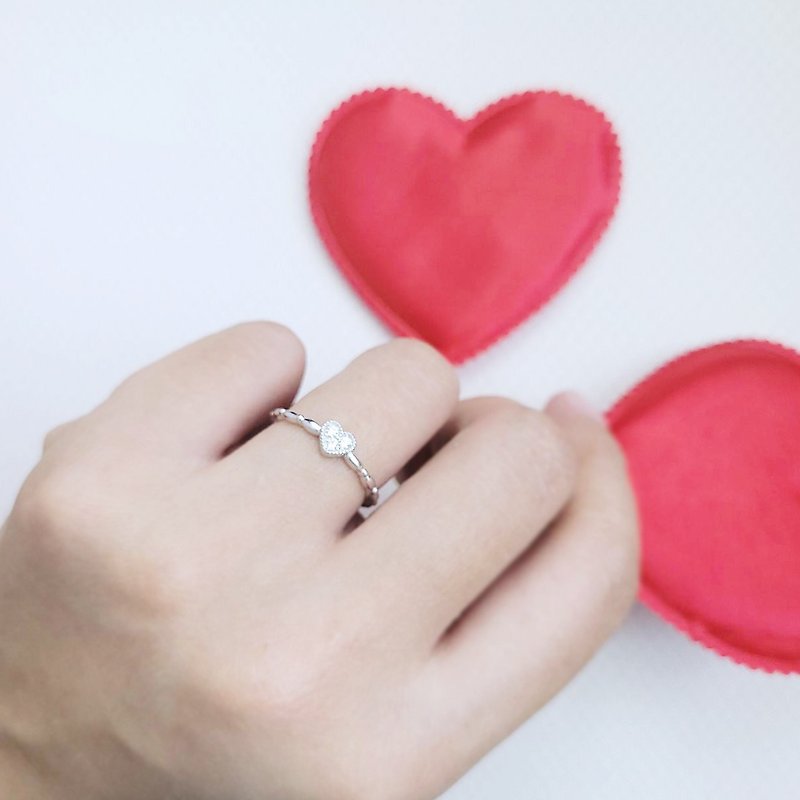 【絕版出清品】小可愛。愛心造型 925銀戒指 / 零碼#10 / - 戒指 - 純銀 銀色