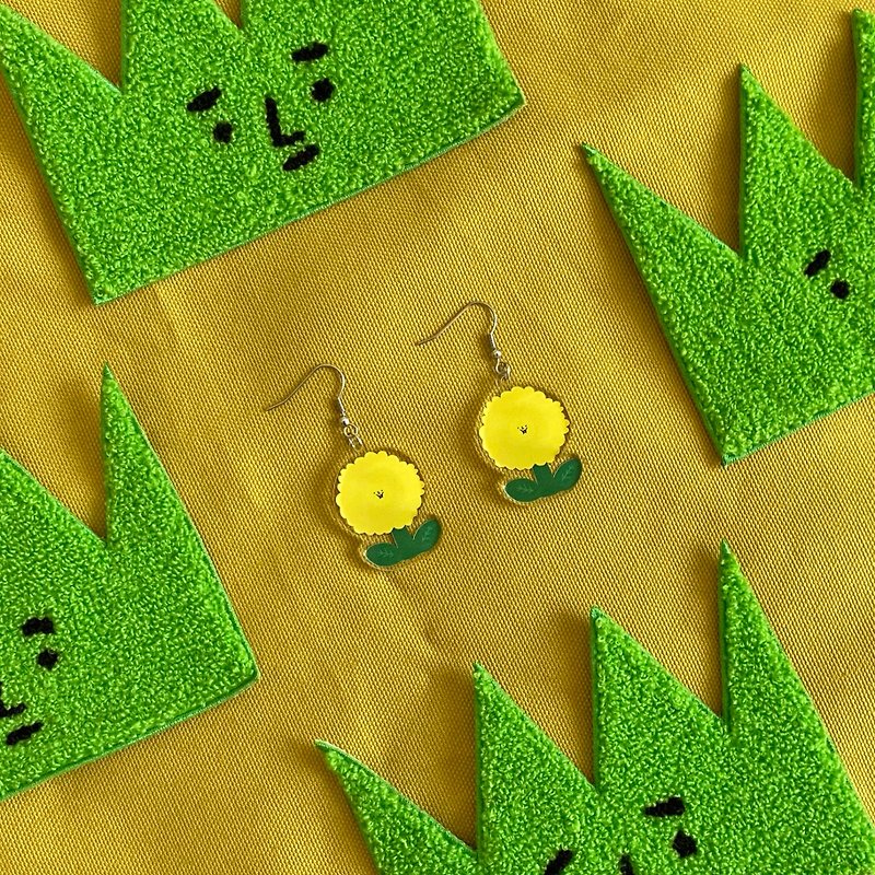 Squeezed Acrylic Earrings (Ear Hook/ Clip-On) - ต่างหู - อะคริลิค สีเหลือง