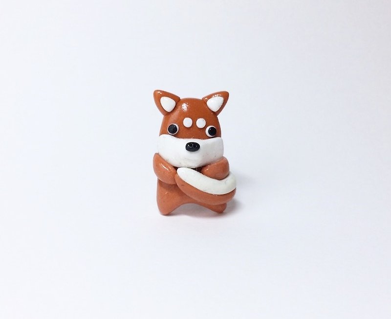 Shiba Inu butter rolls Fimo pin - Brooches - Other Materials Orange