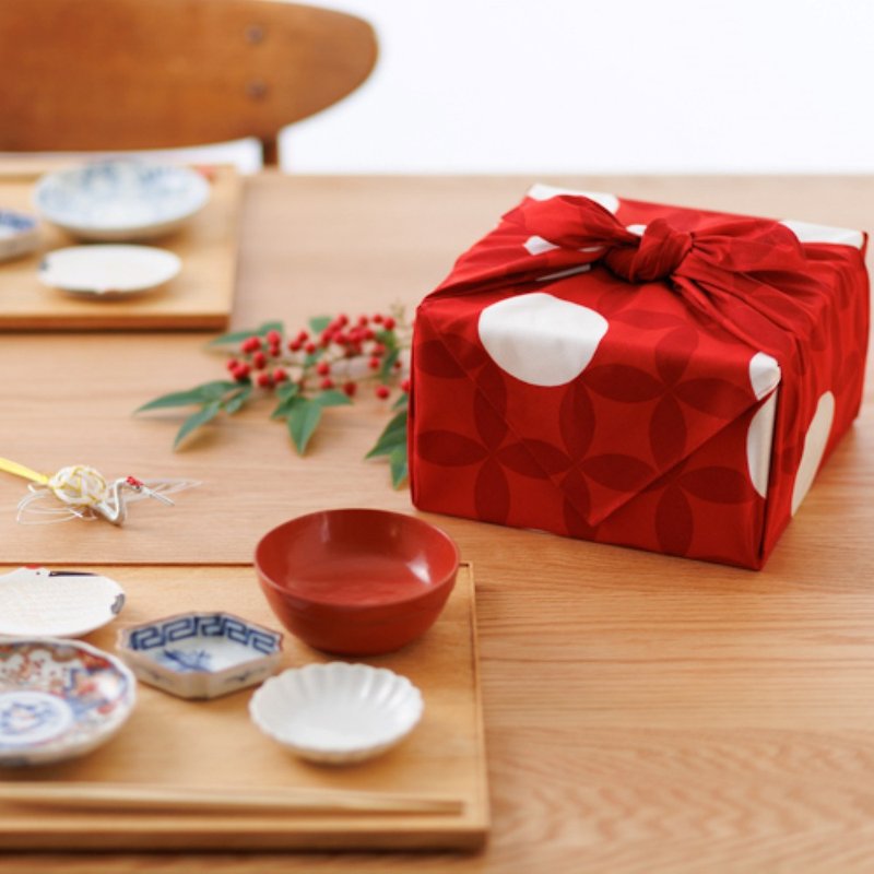 Kyoto Furoshiki Scarf-Blessing Two Scarf-Seven Treasures - ผ้าเช็ดหน้า - ผ้าฝ้าย/ผ้าลินิน 
