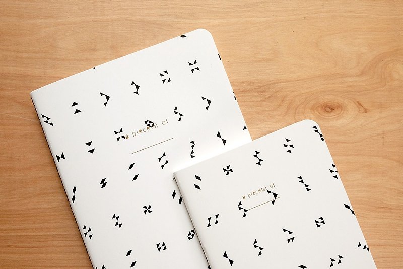 大小のノートブックのセット、Tribeangleパターン - ノート・手帳 - 紙 ホワイト
