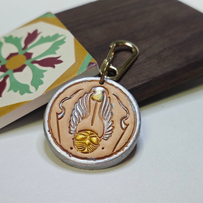 Harry Potter Hand Painted Leather Pendant Keychain R66 - พวงกุญแจ - หนังแท้ สีเงิน