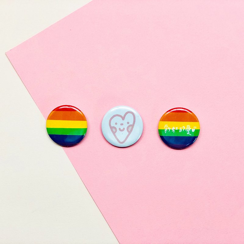 Rainbow love-badge - Badges & Pins - Plastic Multicolor
